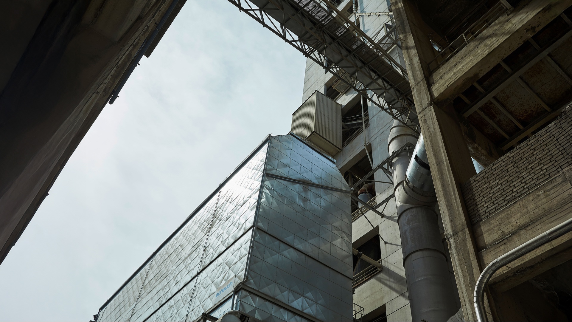 pa-Leube-01-1920x1080